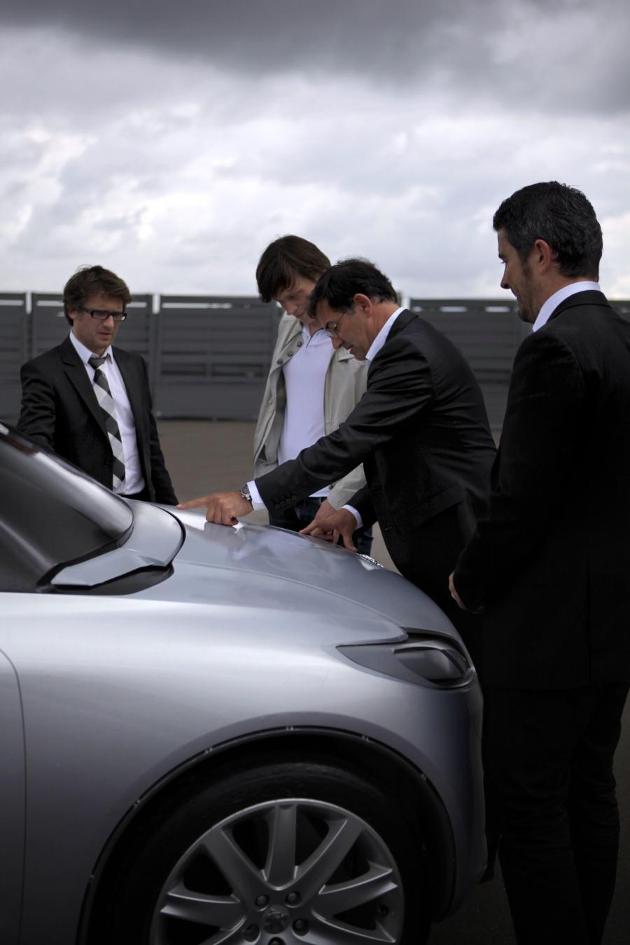  Peugeot HR1 Concept 2010 года  (фото 21 из 125)